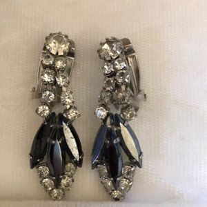 Vintage Bling! Droplet Rhinestone Earrings